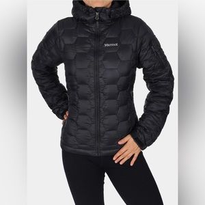 Marmot Ama Dablam 800 fill goose down jacket